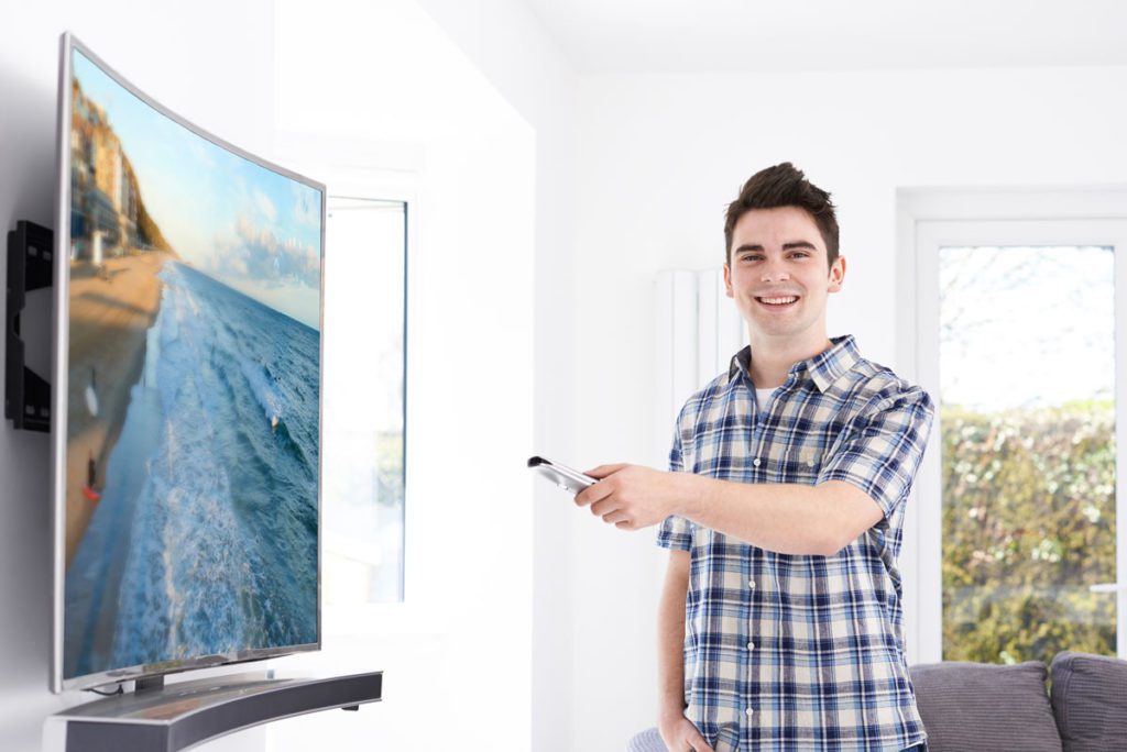 Cuáles son las ventajas de un Smart TV con pantalla curva?
