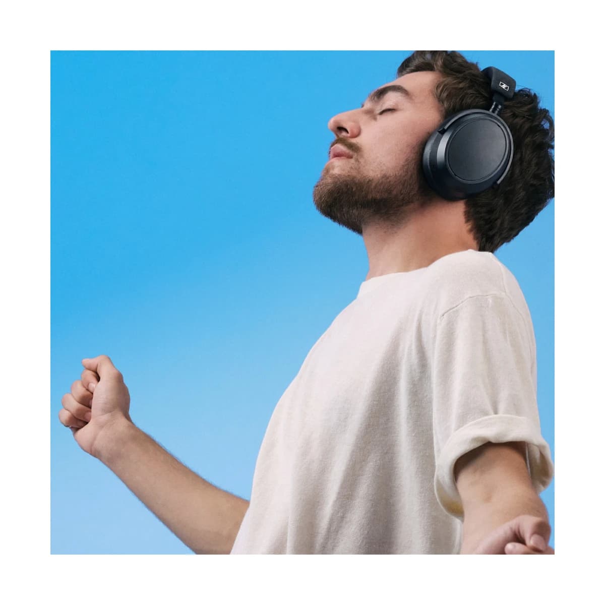 Audífonos Sennheiser/ Momentum 4/ Inalámbrico/ Con Cancelación de Sonido/ Negro